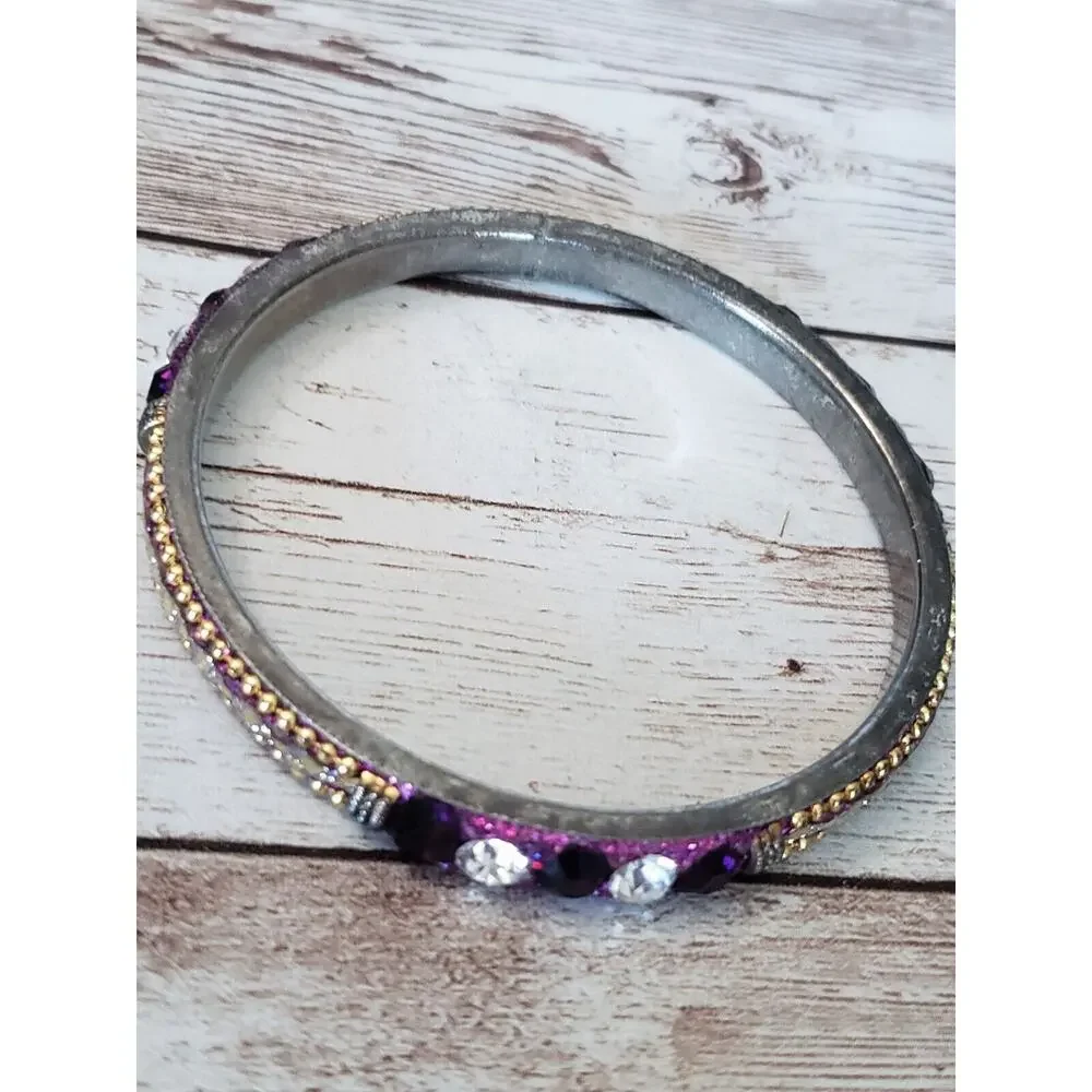 Vintage bracelet bangle